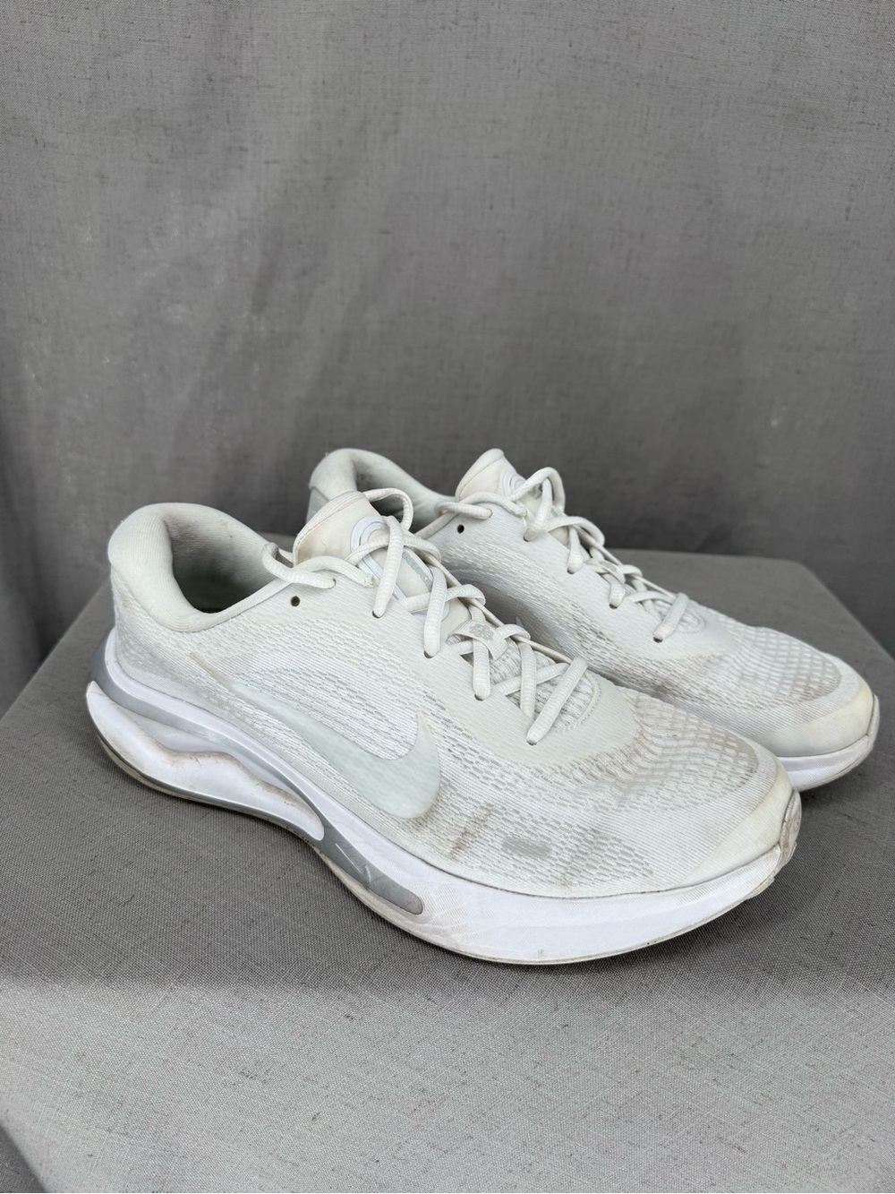 Nike Women's Size 11.5 Journey Run (FJ7765 102) White/Platinum Running Sneaker
